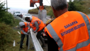 Paraşüt Tepe’ye giden yolda artık çelik bariyer var