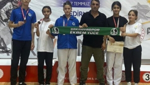 Sakarya Büyükşehir’in taekwondo sporcuları yarı finalde