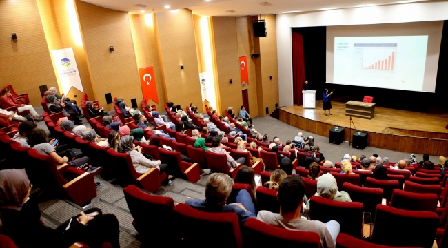 Büyükşehir YADEM konferansları ‘Alzheimer’ konusuyla başladı