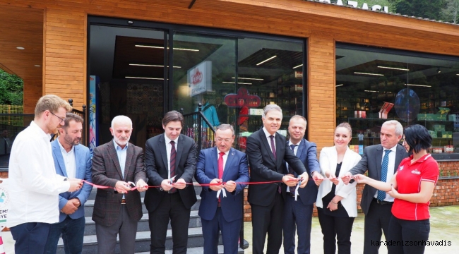 TARIM VE ORMAN BAKAN YARDIMCISI DR. BAĞCI'DAN RİZE VALİLİĞİ VE ÇAYKUR'A ZİYARETLER