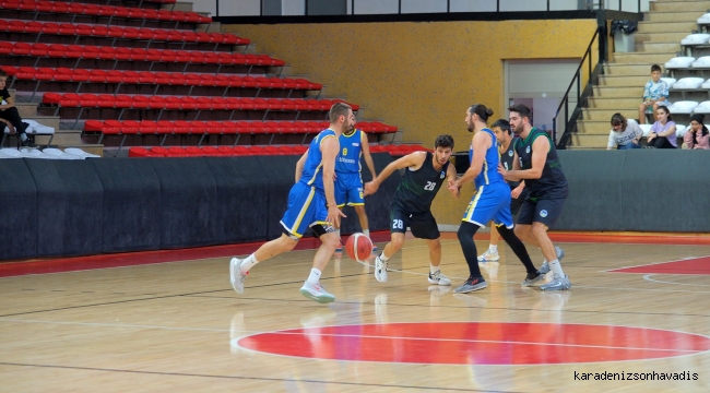 Büyükşehir basketboldan sezon öncesi rakiplerine gözdağı: 74-61