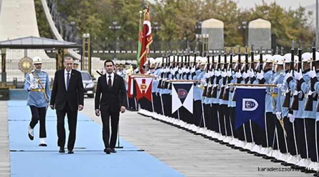 Türkmenistan Devlet Başkanı Berdimuhammedov Cumhurbaşkanlığı Külliyesinde