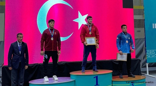 Büyükşehir sporcusundan Kazakistan’da Milli gurur