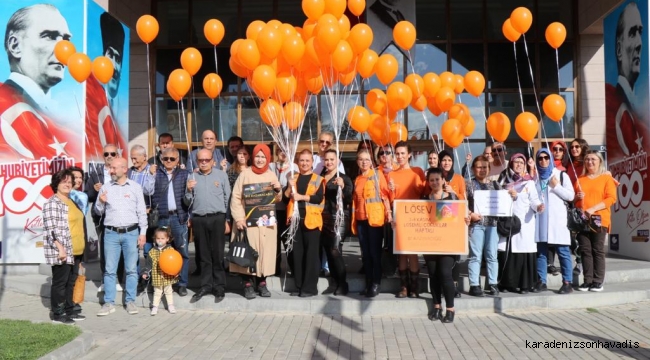 Lösemili Çocuklar Haftasında Turuncu Balonlar Gökyüzü İle Buluştu