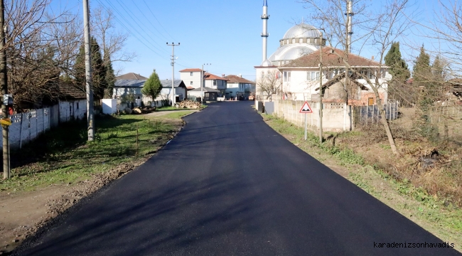 Büyükşehir Şeyhköy ve Çaykışla’yı sıcak asfaltla buluşturdu