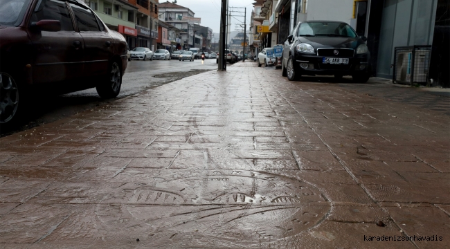 Akyazı Ada Caddesi Büyükşehir’le yeni bir yüze kavuşuyor