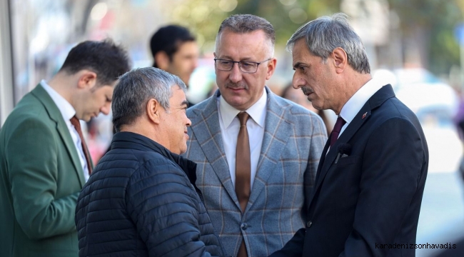 Sakarya Büyükşehir Belediye Başkan Adayı Yusuf Alemdar Çark Caddesi'nde