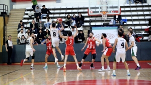 Sakarya Büyükşehir evinde en sert rakibin yenilmezliğini bozdu: 88-67