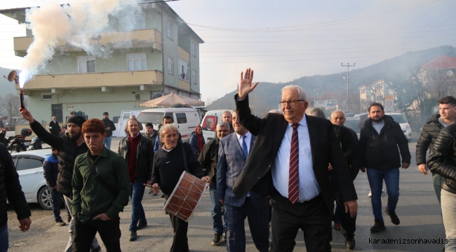 Bölücek, Hamzafakıhlı ve Topçalı'da sevgi seli