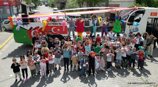 KARTEPE’NİN HER MAHALLESİNDE BAYRAM COŞKUSU