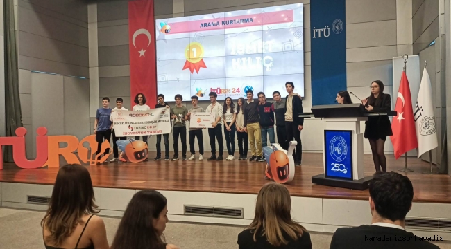 Genç Akademi öğrencileri İTÜ Robot Olimpiyatları'nda birincilik elde etti