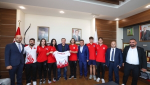 Bakırköy Ata Spor Kulübünden Bakan Bak'a Ziyaret