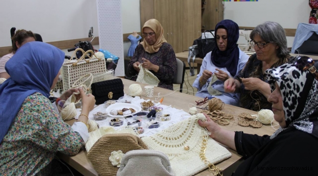 Engelsiz yüreklerin aileleri iplerle muhteşem işler çıkardı