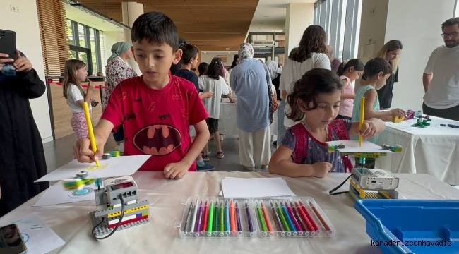 SGM’de teneffüs zili çaldığı an legolar masaya dökülüyor