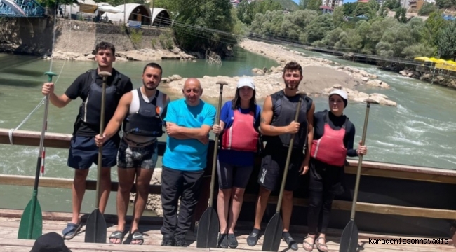 Tunceli’de nefes kesen rafting yarışları; Rize ekibi Türkiye 2’incisi