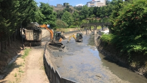 Zağnos Vadisi’ndeki dere yatağı temizleniyor