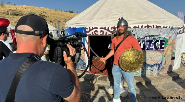 DÜZCE OTAĞ ÇADIRI ÖNEMLİ KONUKLARI AĞIRLADI