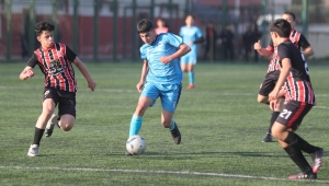 Gemlik Belediyespor U16 Takımı Namağlup Şampiyonluğa Koşuyor