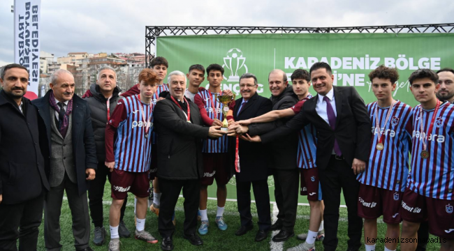 Başkan Genç, ''Gençlerimize ve spora desteklerimiz sürecek