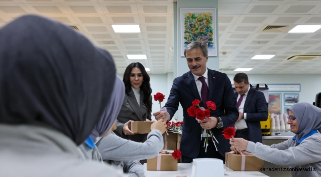 “Güçlü Türkiye’nin teminatı üreten, çalışan ve emek veren kadınlardır”