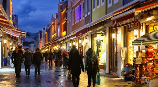 Başkan Alemdar, Tarihi Uzunçarşı için müjdeli haberi paylaştı